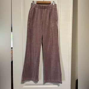 🌸💗🌷Rare Brandy Melville Mauve Blush Pink Velour Pants Pockets 🌷💗🌸 Coquette